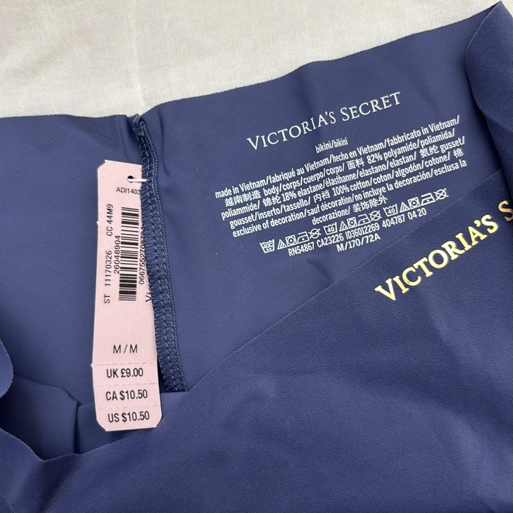 Victoria's Secret Raw Cut No Show Bikini - Picture 3 of 5